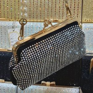 کیف زنانه نگین دار دهانه فلزی پاسپورتی مجلسی ff کد 3563