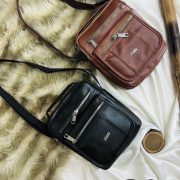 کیف دوشی مردانه نقابدار